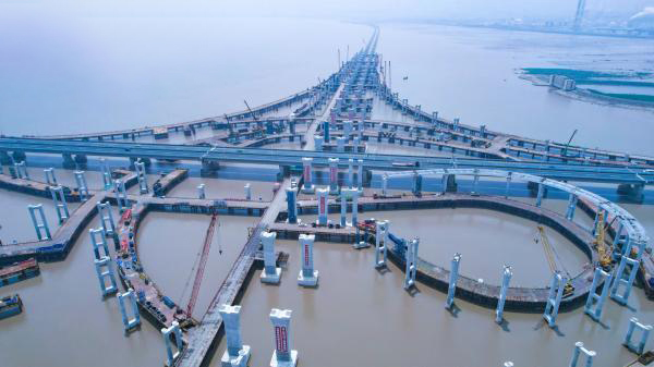 Den sista pålfundamenten för binhai-utbytet av Hangyong multipellinje ningbo fas I-projekt slutfördes